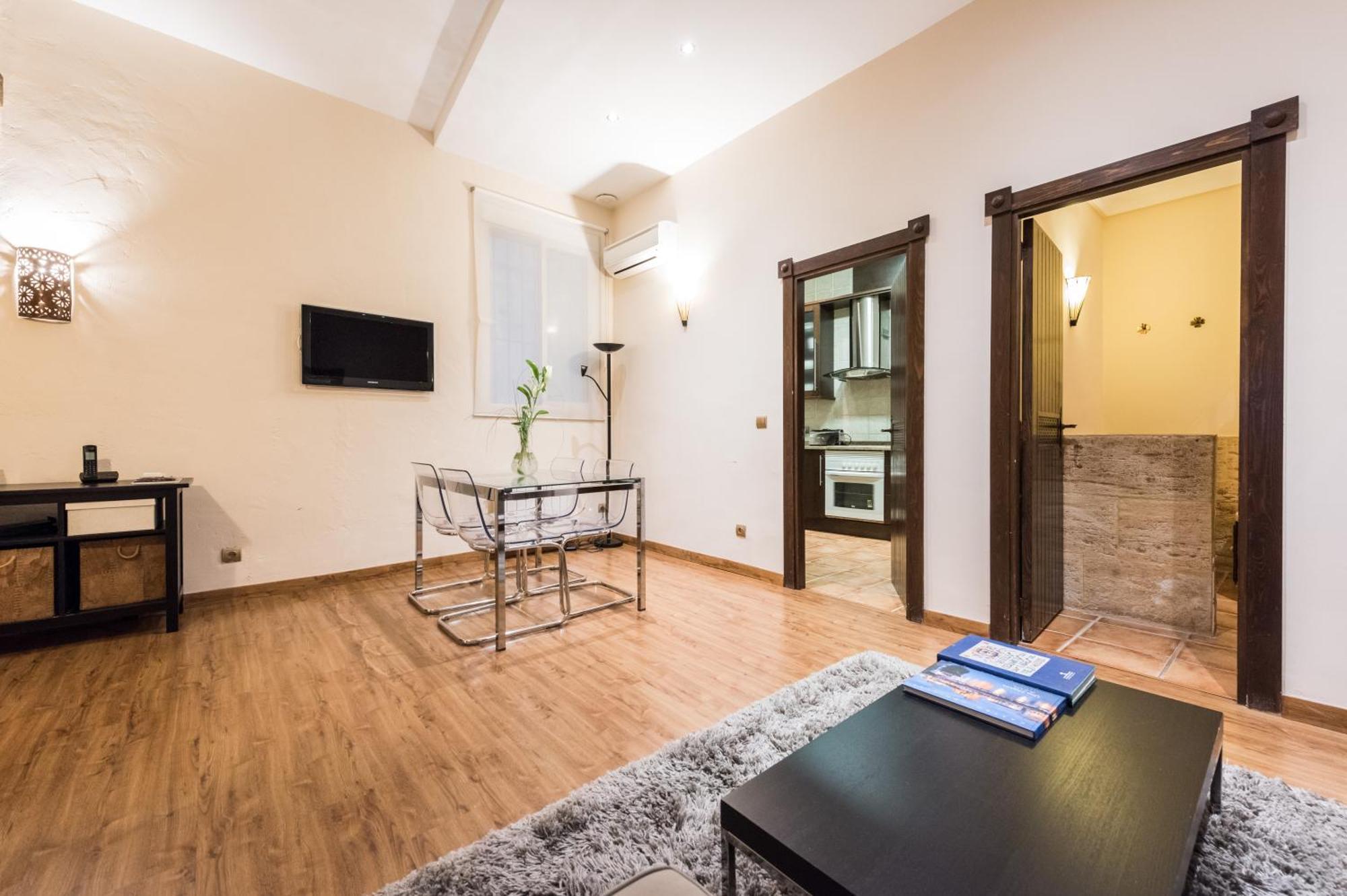 Downtown Jacuzzi Apartment Madrid Luaran gambar