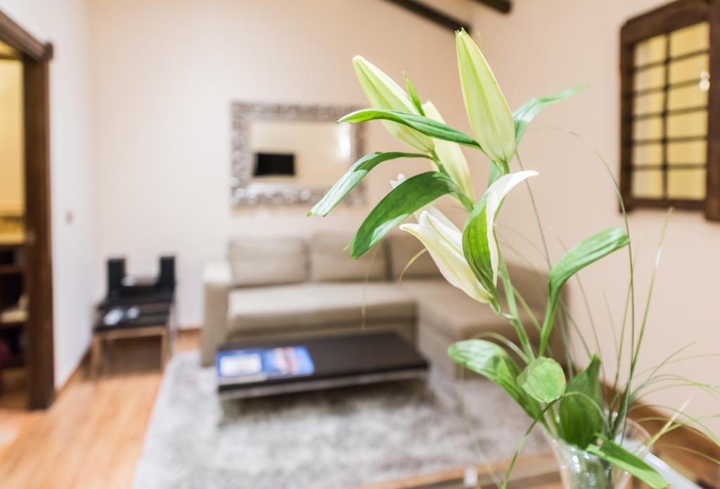 Downtown Jacuzzi Apartment Madrid Luaran gambar